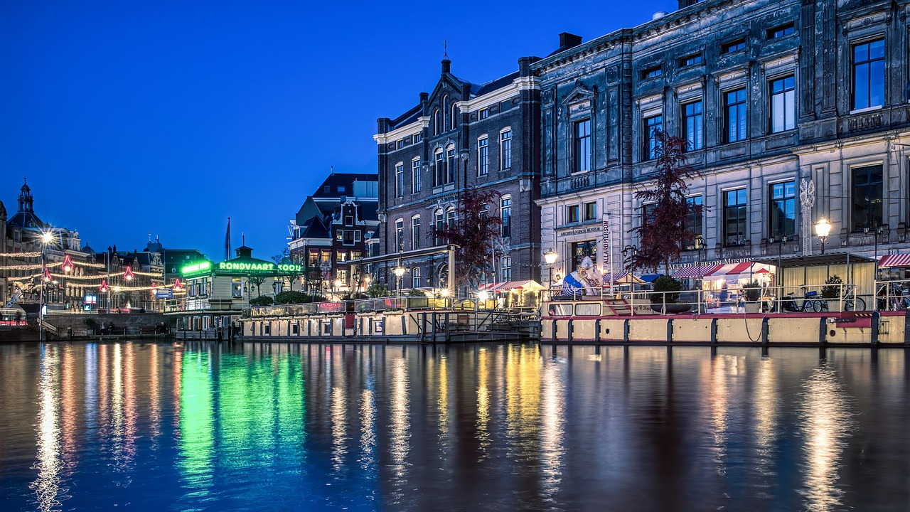 Nachtsluiting Amsterdam-Rijnkanaal gaat toch niet door